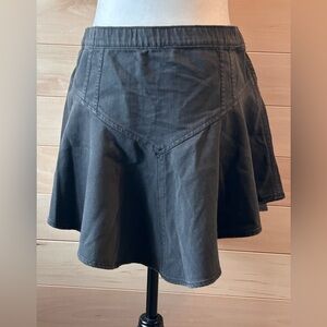 NWT aerie skirt charcoal grey, size medium